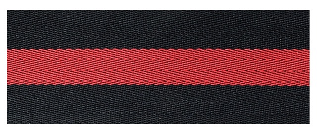 26_negro_rojo_central